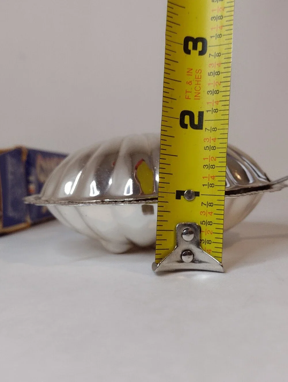 Queen Anne Vintage Butler Silver Tone Tableware in Blue and White Box